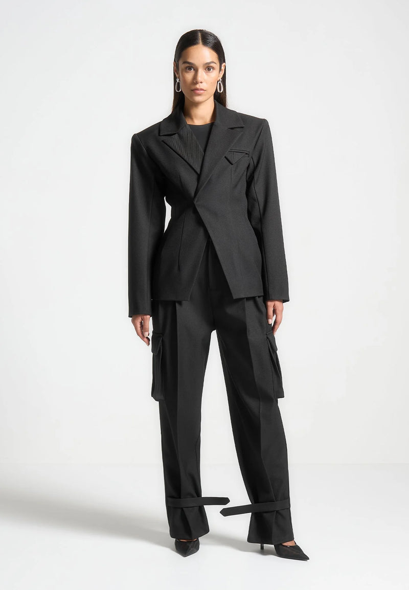Tailored Pleated Cargo Trousers in Black
