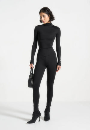 High Waisted Leggings in Black