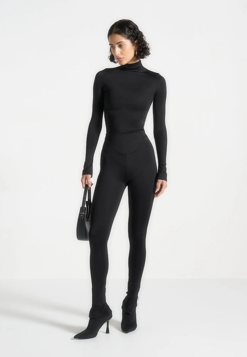 High Waisted Leggings in Black